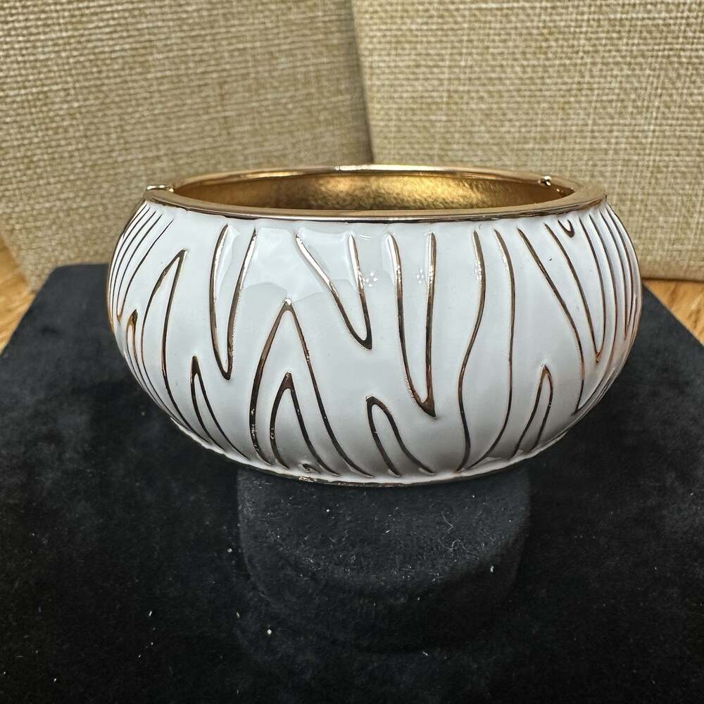 Sequin Nordstrom Multicolor Gold Tone Statement Enamel Bangle Bracelet # 435